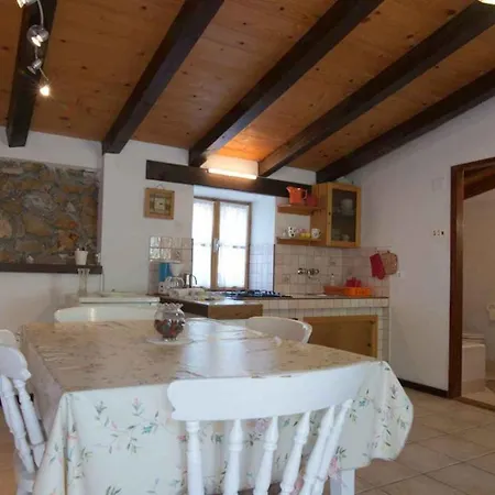 Appartamento In 33230