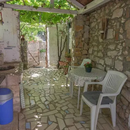 In 33230 Appartamento Lussingrande