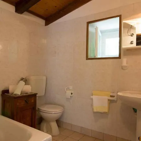 In 33230 Appartamento *